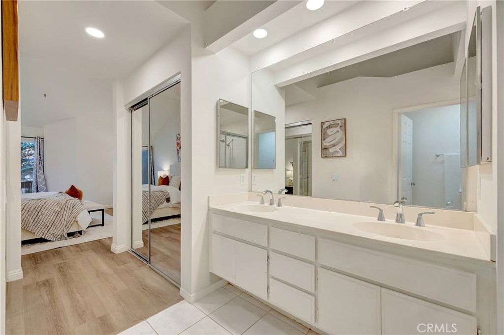34 Magellan Aisle, Irvine CA 92620 - photo 21