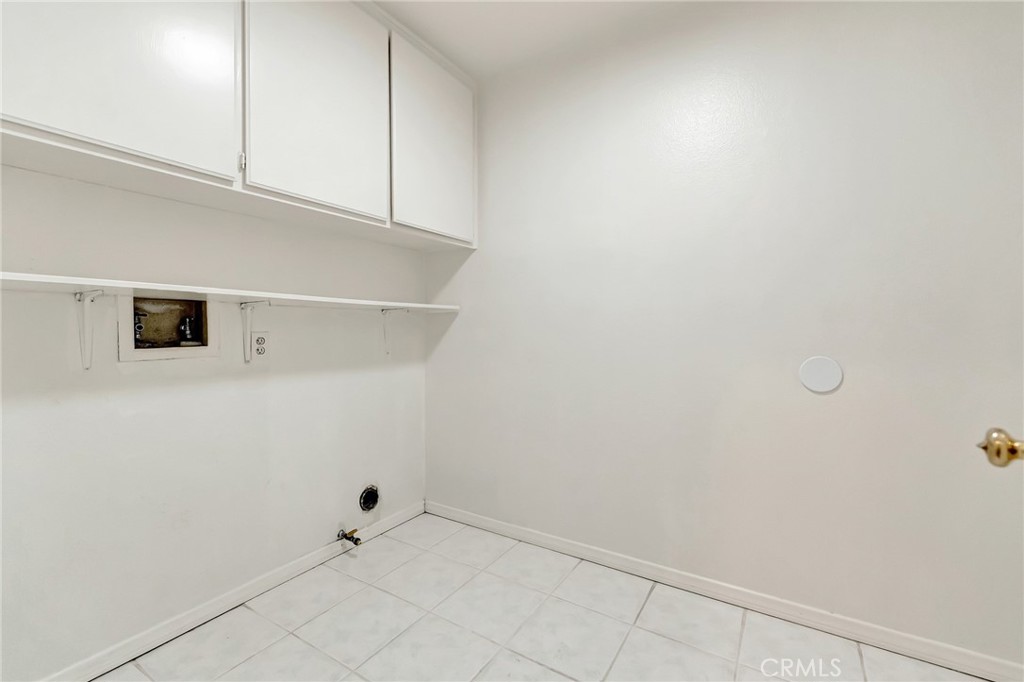 34 Magellan Aisle, Irvine CA 92620 - photo 27
