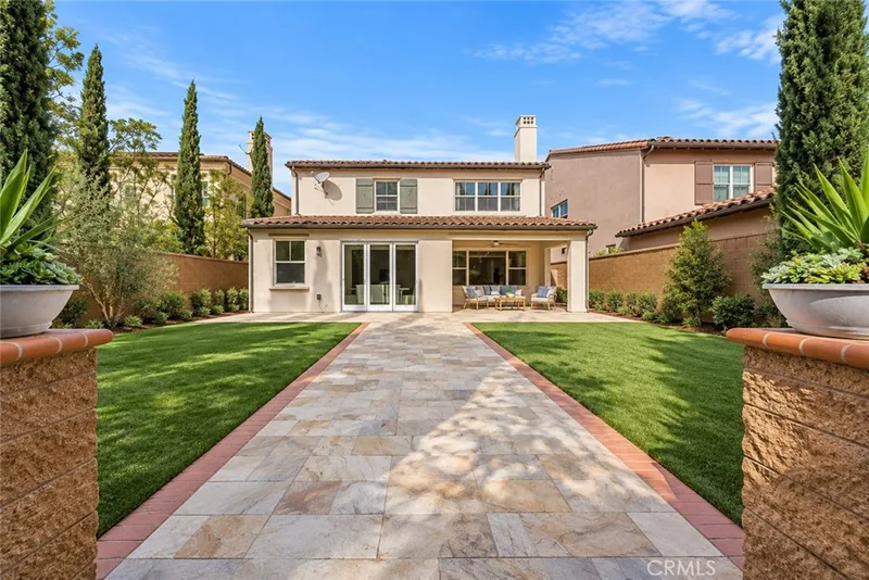 34 Mapleton, Irvine, CA 92620