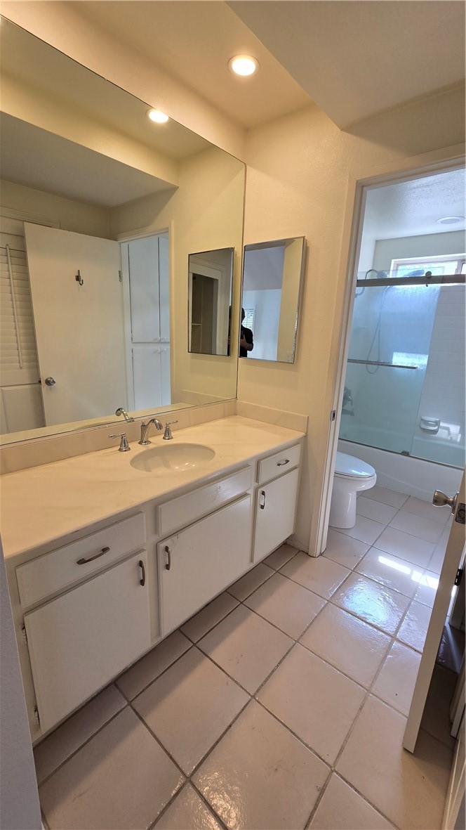 Primary Bathroom - 24 Morena, Irvine CA 92612 - photo 13
