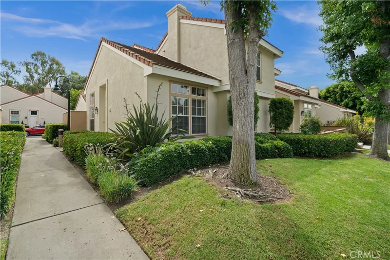 34 Oxford 36, Irvine, CA 92612
