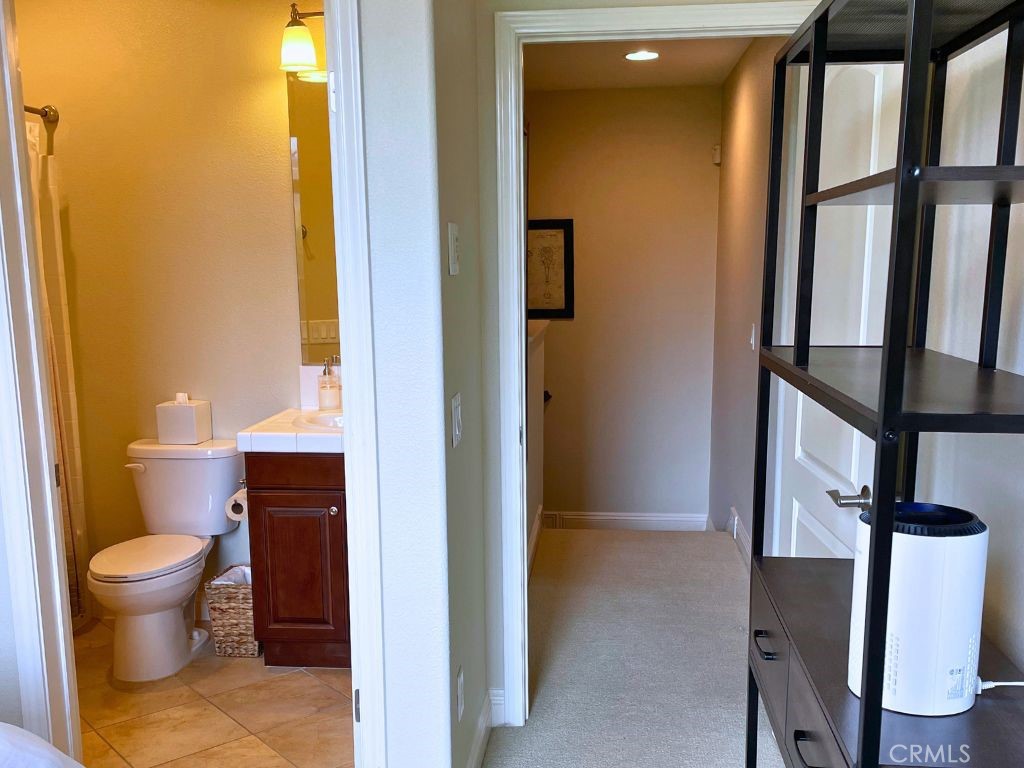 2nd bedrroom ensuite - 34 Pathway, Irvine CA 92618 - photo 15