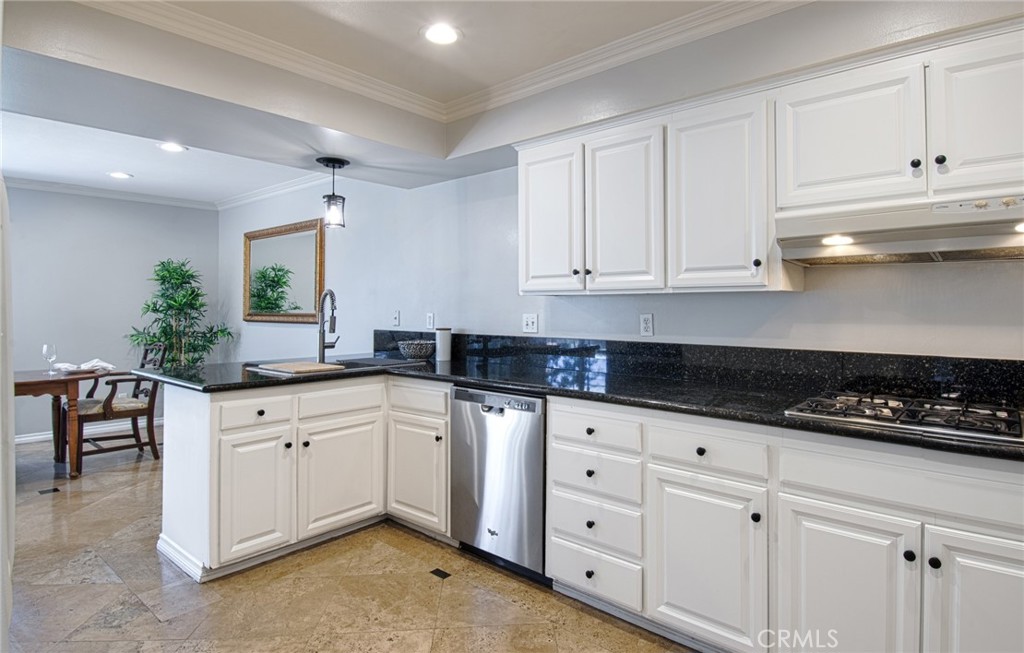 34 Senisa, Irvine CA 92612 - photo 8