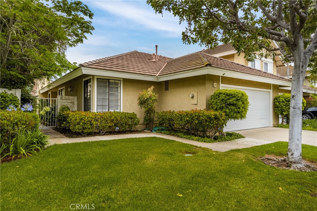 34 Summerwind, Irvine CA 92614 - photo 1