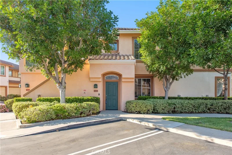 3406 Ladrillo Aisle, Irvine, CA 92606