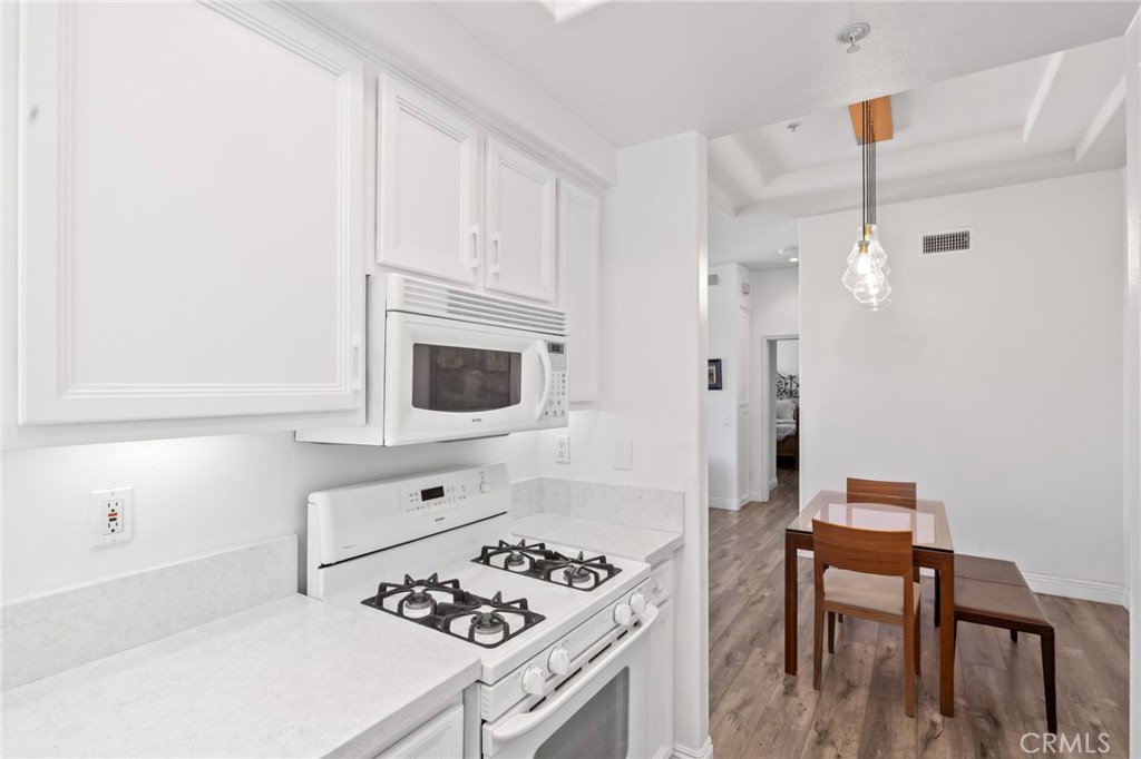 3407 Ladrillo Aisle, Irvine CA 92606 - photo 9