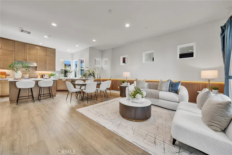 347 Novel, Irvine