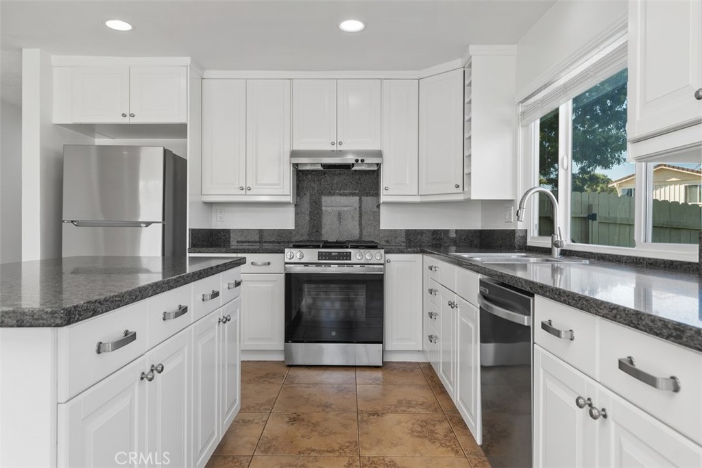3491 Birch Street, Irvine CA 92606 - photo 21