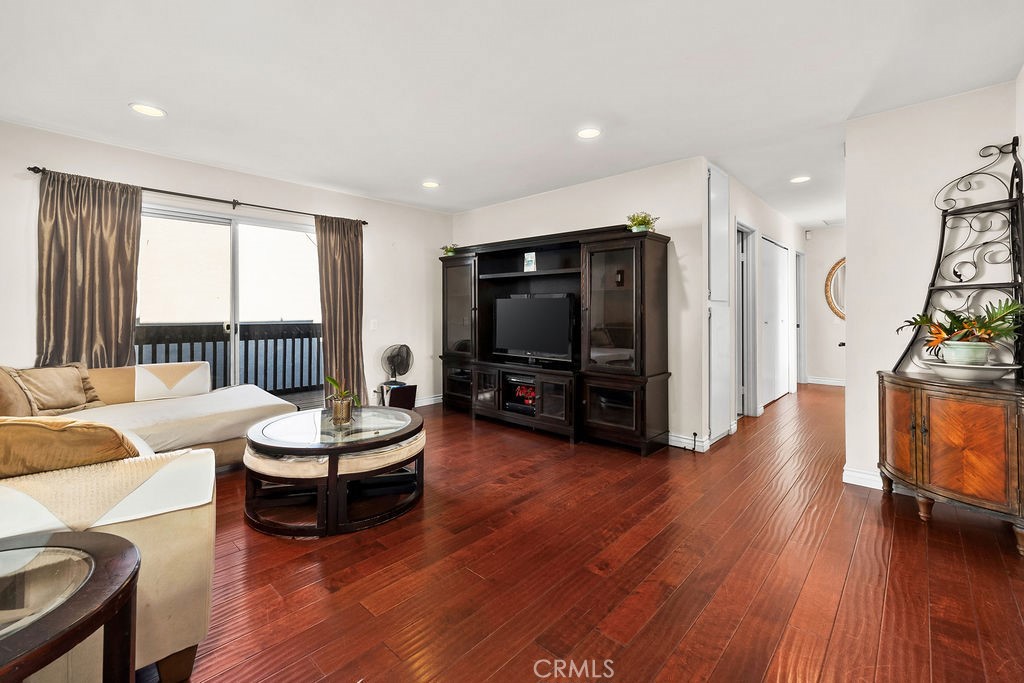 35 Firwood, Irvine CA 92604 - photo 1