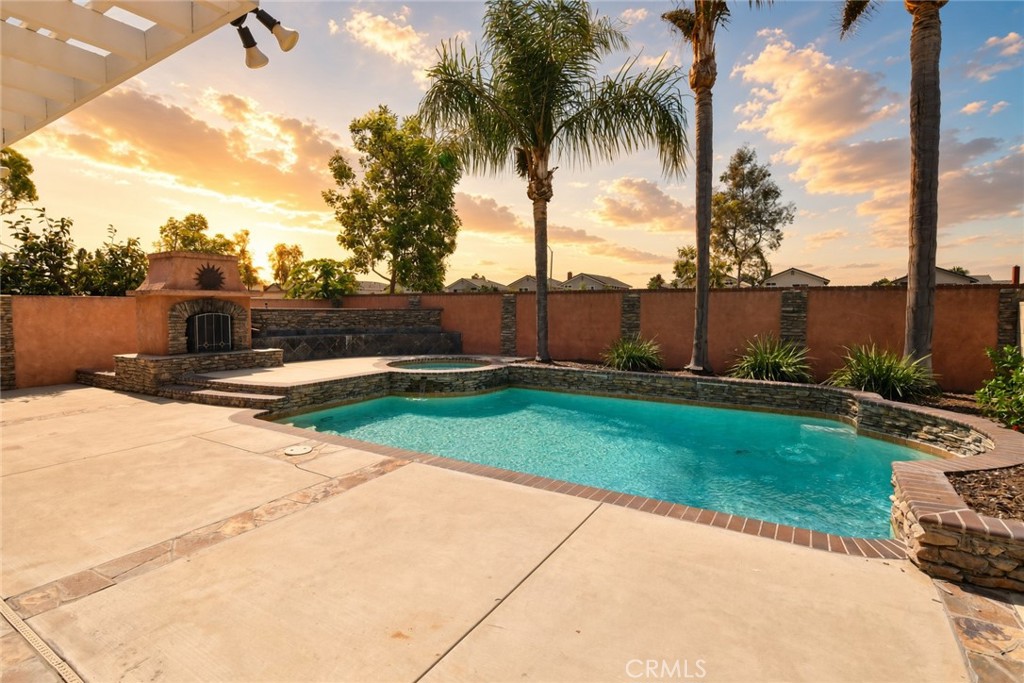 35 Lindberg, Irvine CA 92620 - photo 3