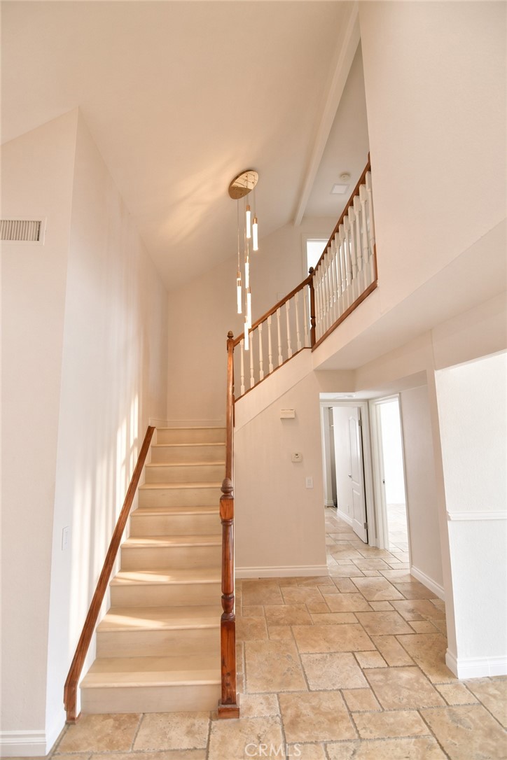 35 Lindberg, Irvine CA 92620 - photo 5
