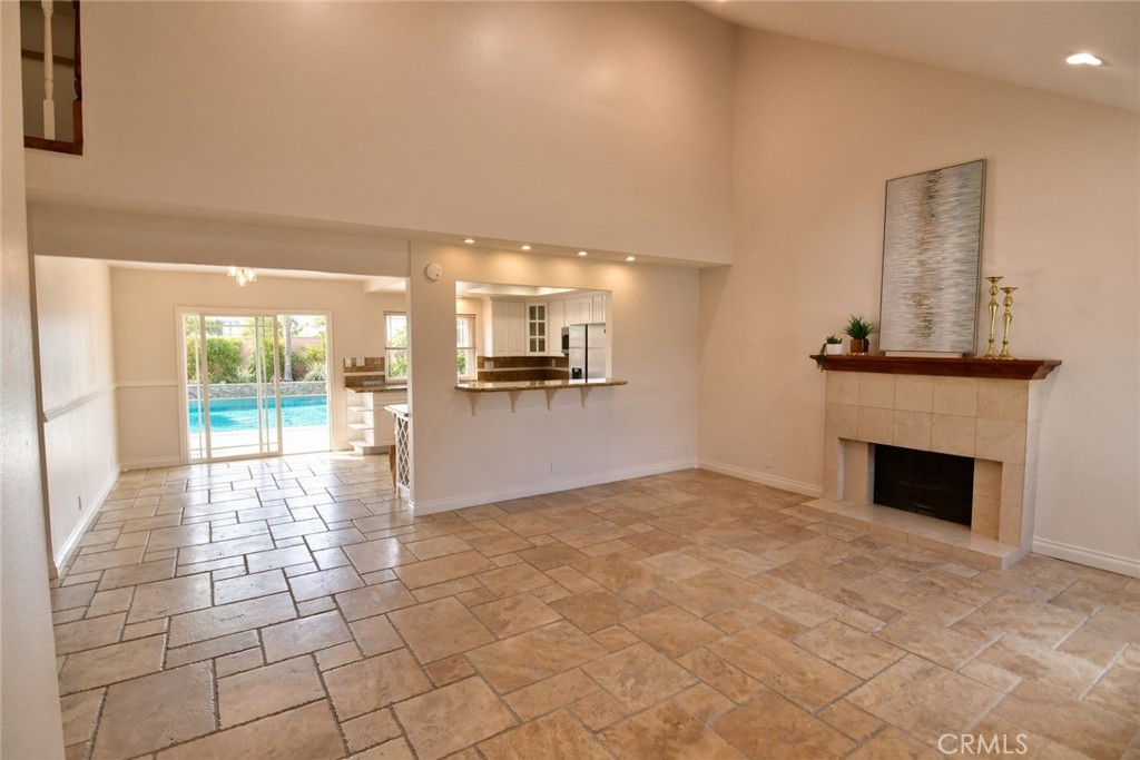 35 Lindberg, Irvine CA 92620 - photo 6