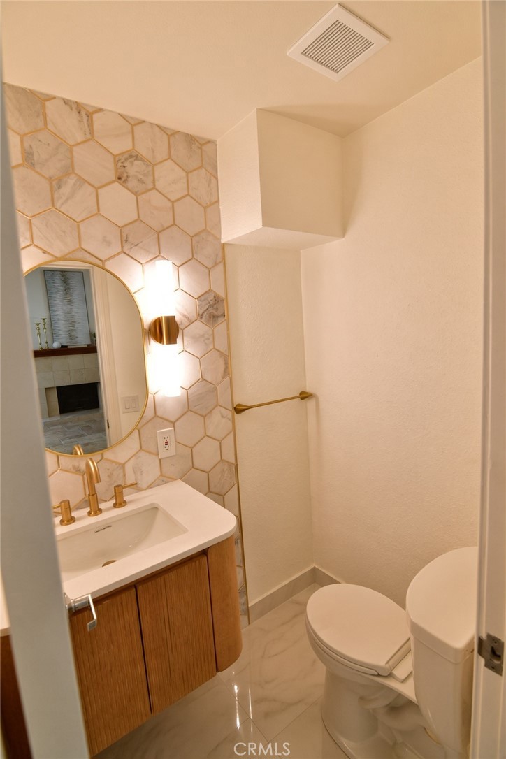35 Lindberg, Irvine CA 92620 - photo 8