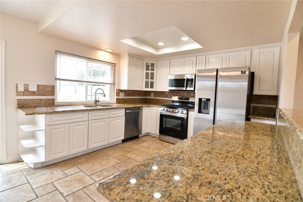 35 Lindberg, Irvine CA 92620 - photo 11