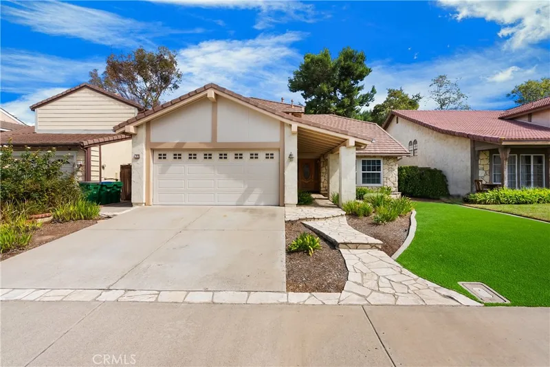 35 Westport, Irvine, CA 92620
