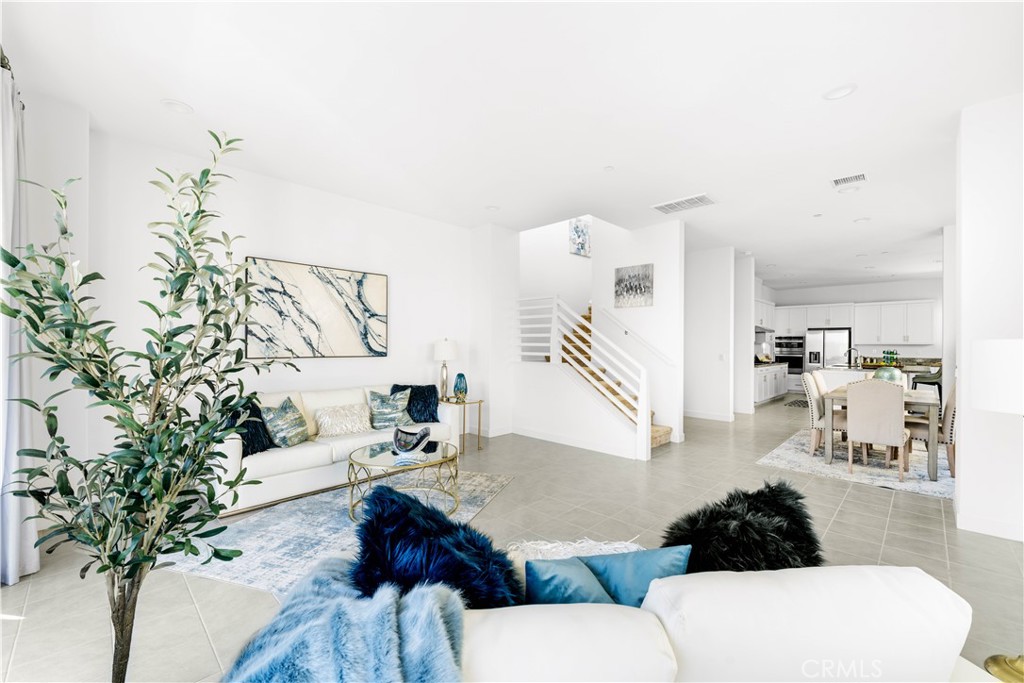 351 Baluster, Irvine CA 92618 - photo 11