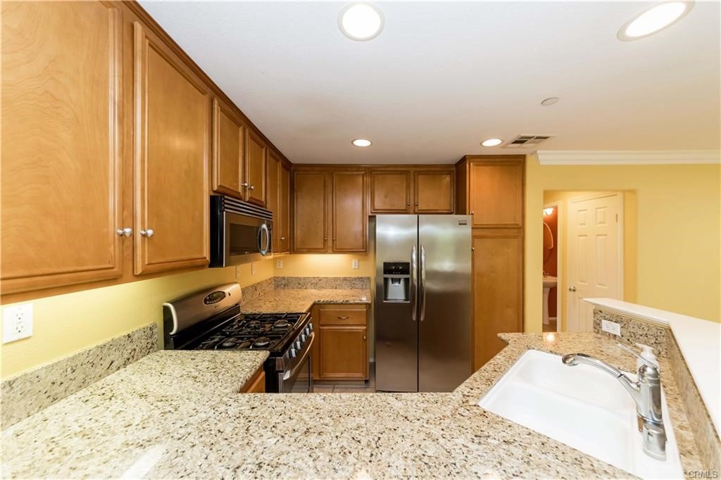 36 Trailing Vine, Irvine CA 92602 - photo 4