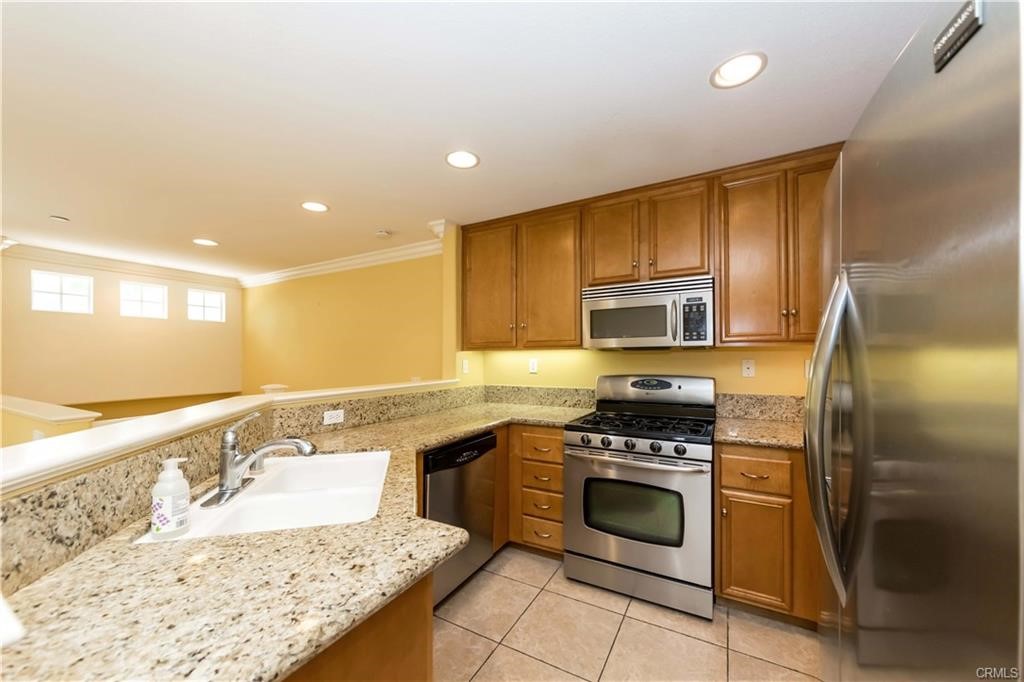 36 Trailing Vine, Irvine CA 92602 - photo 6