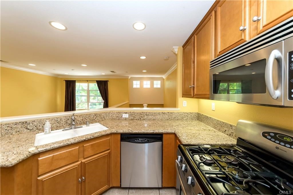 36 Trailing Vine, Irvine CA 92602 - photo 9