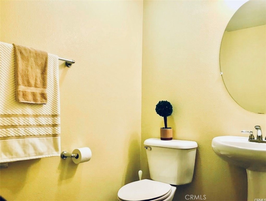 2nd Bathroom - view 1 - 36 Vintage, Irvine CA 92620 - photo 18