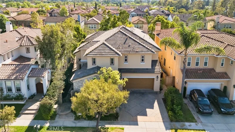 36 Westlake, Irvine, CA 92602