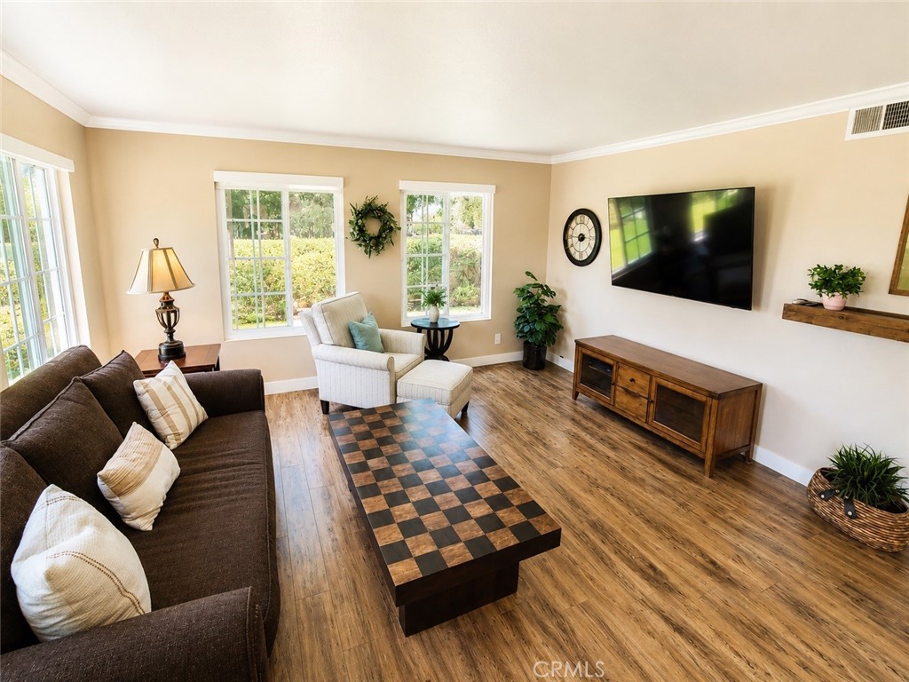 Spacious living room - 36 Woodleaf, Irvine CA 92614 - photo 3