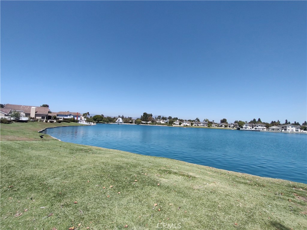 South Lake just a short walk away - 36 Woodleaf, Irvine CA 92614 - photo 36