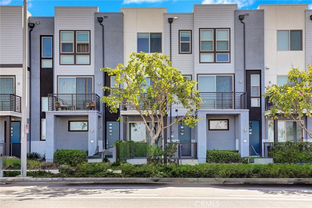 365 Placemark, Irvine CA 92614 - photo 2
