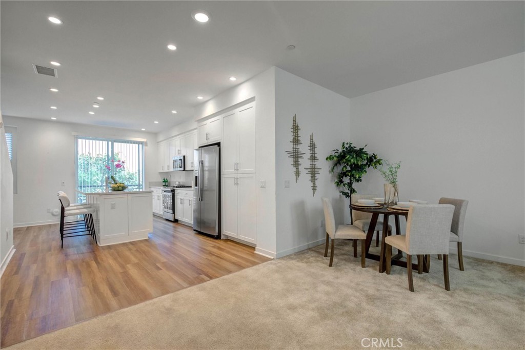 365 Placemark, Irvine CA 92614 - photo 11