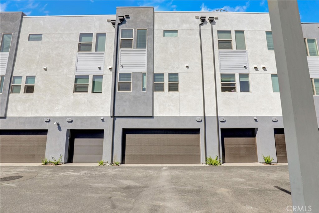 365 Placemark, Irvine CA 92614 - photo 34