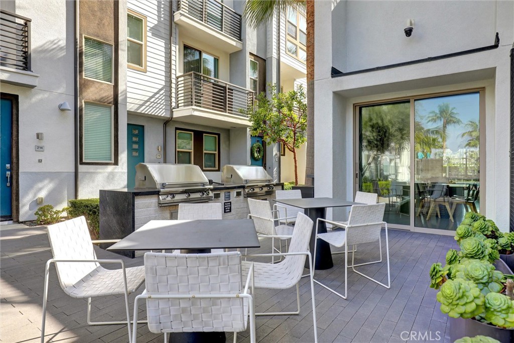 365 Placemark, Irvine CA 92614 - photo 38