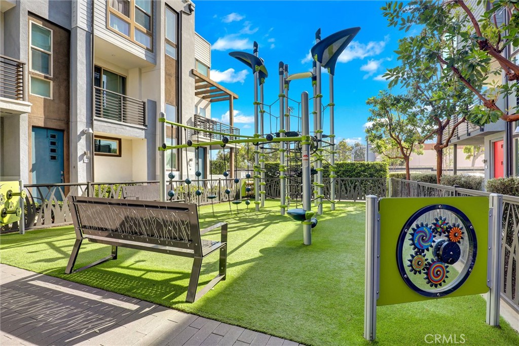 365 Placemark, Irvine CA 92614 - photo 41