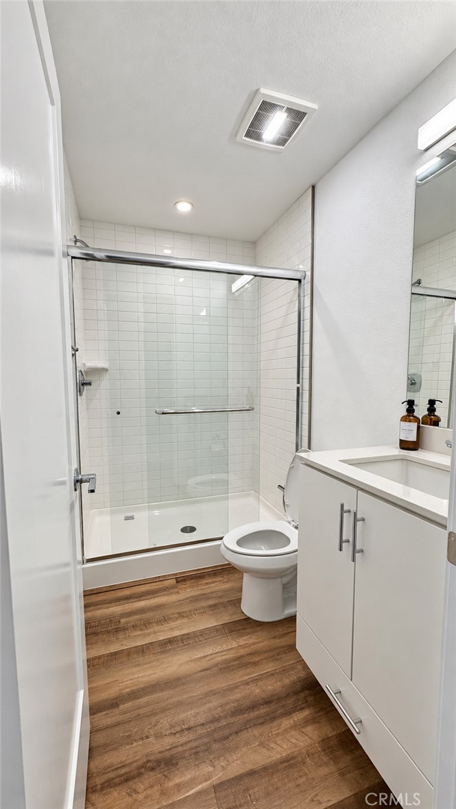 1st floor bathroom with shower - 369 Placemark, Irvine CA 92614 - photo 6
