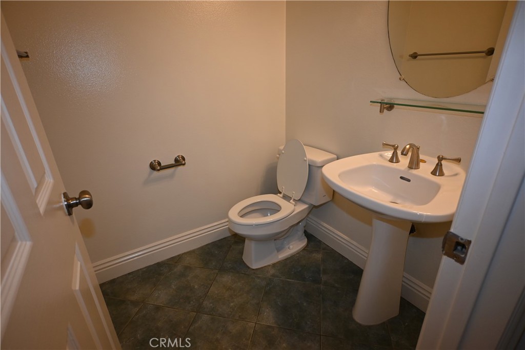 37 Amoret, Irvine CA 92602 - photo 4