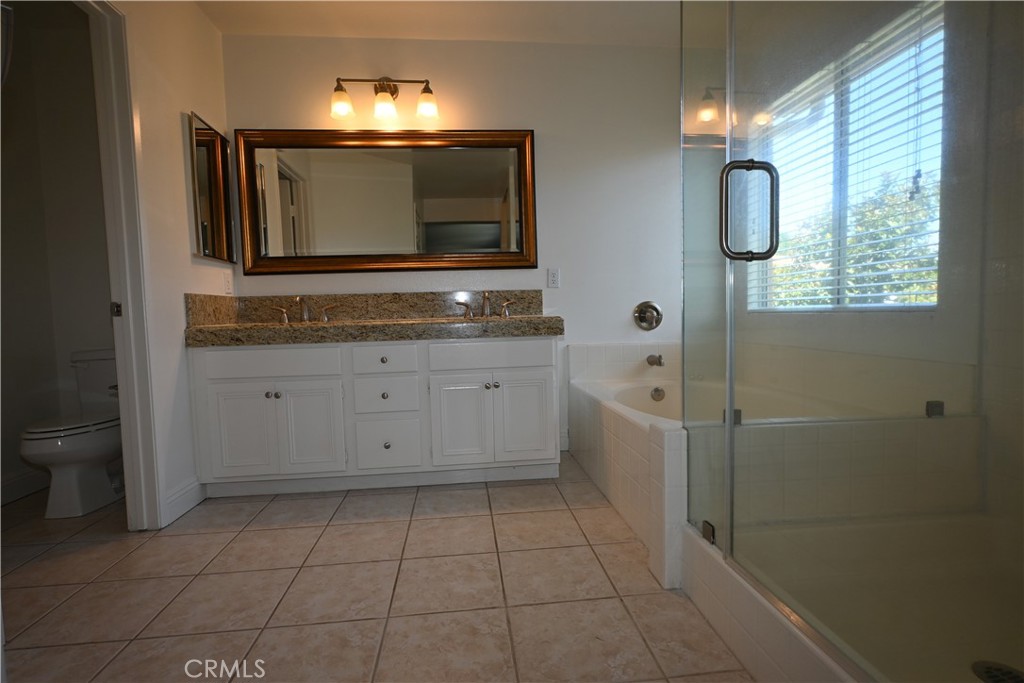 37 Amoret, Irvine CA 92602 - photo 12