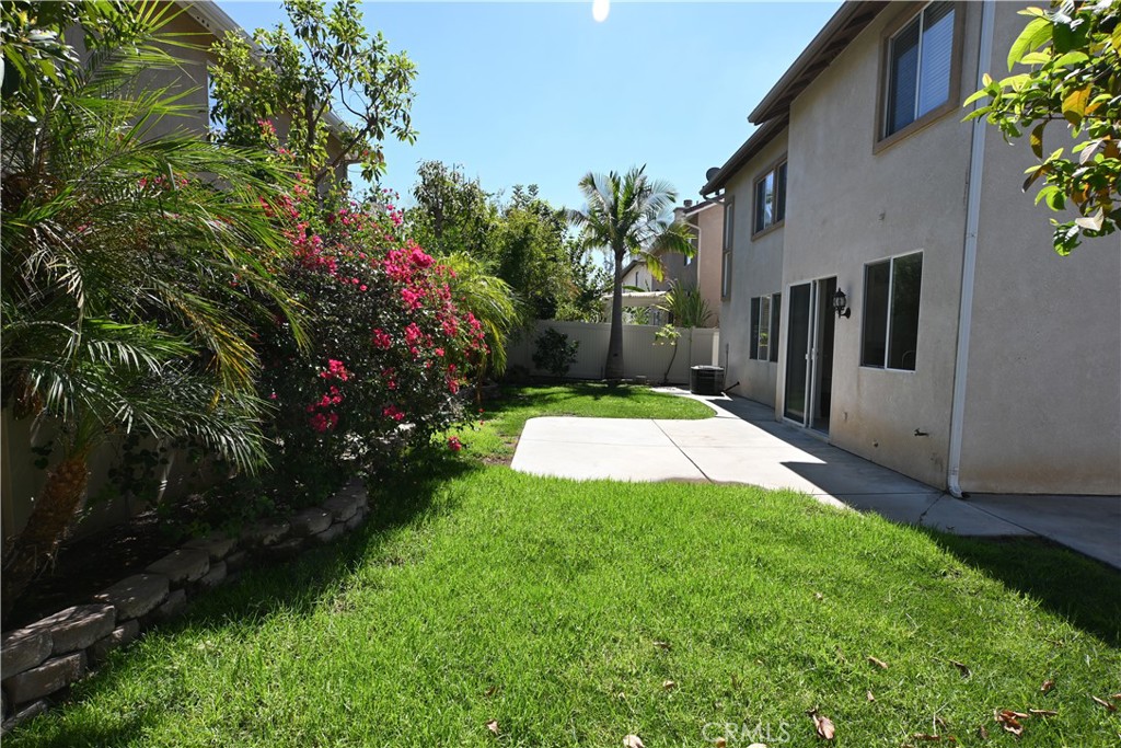 37 Amoret, Irvine CA 92602 - photo 20