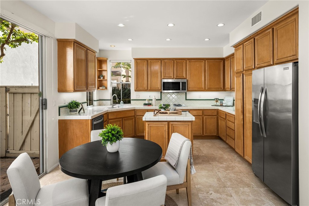 37 Del Cambrea, Irvine CA 92606 - photo 17