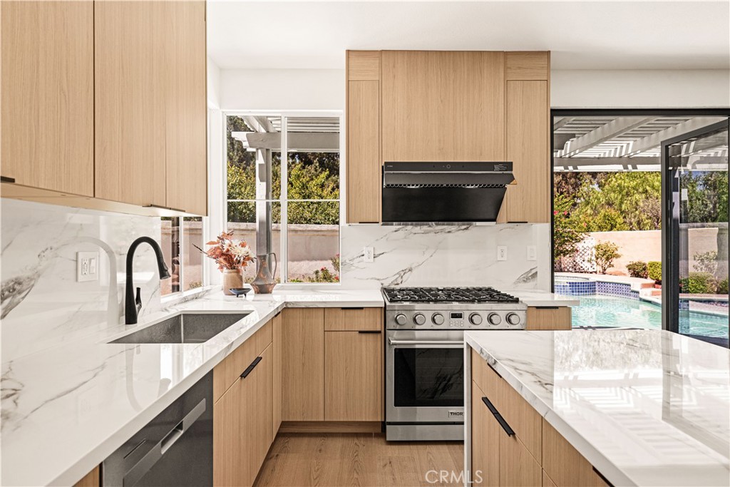 37 Festivo, Irvine CA 92606 - photo 24