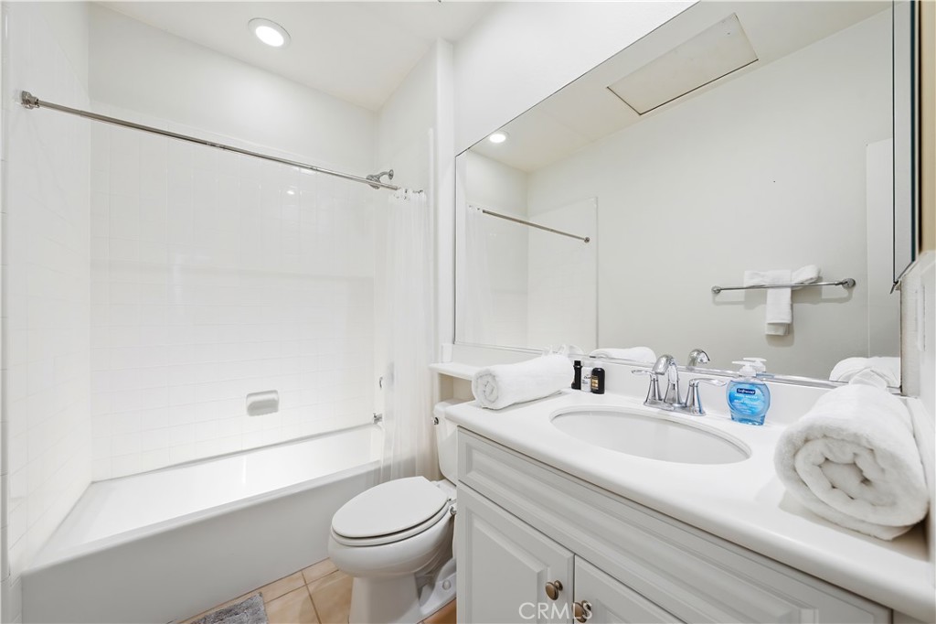 37 Roycroft, Irvine CA 92620 - photo 32