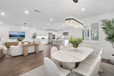 379 Sawbuck, Irvine