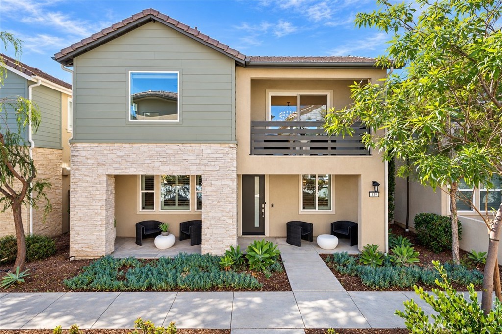 379 Sawbuck, Irvine CA 92618 - photo 3