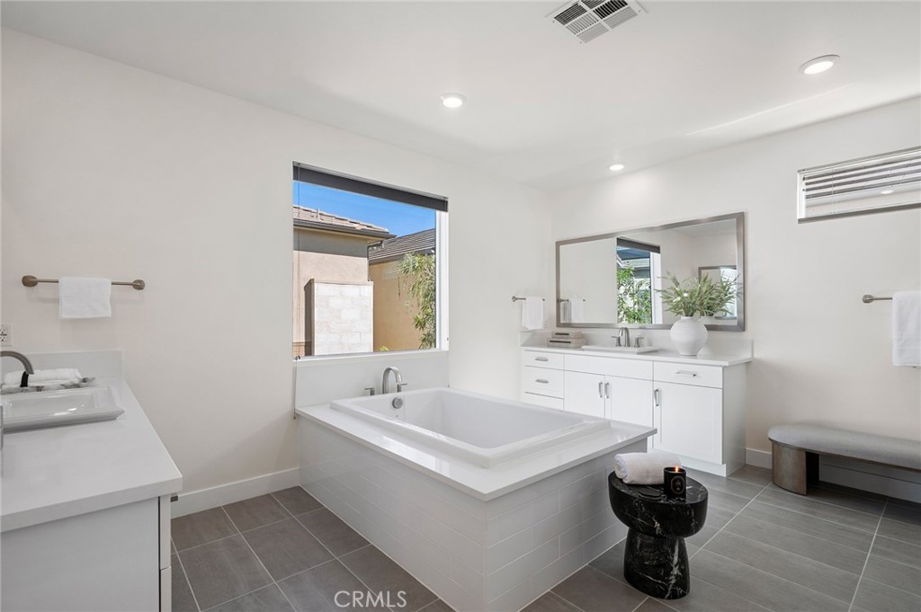 379 Sawbuck, Irvine CA 92618 - photo 28