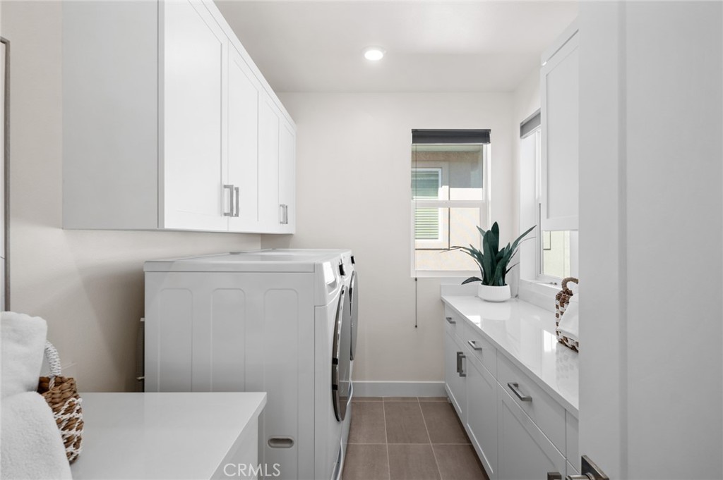 379 Sawbuck, Irvine CA 92618 - photo 37