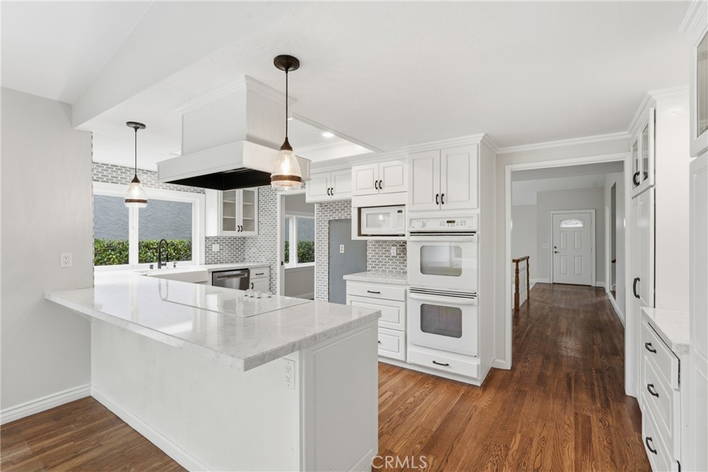 Kitchen - 38 Golden Star, Irvine CA 92604 - photo 22