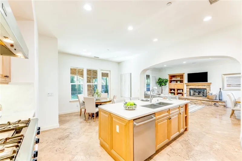 38 Woodcrest, Irvine, CA 92603