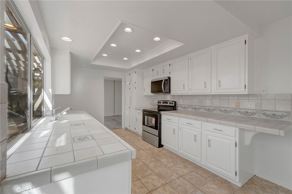 3812 Salem, Irvine CA 92614 - photo 10