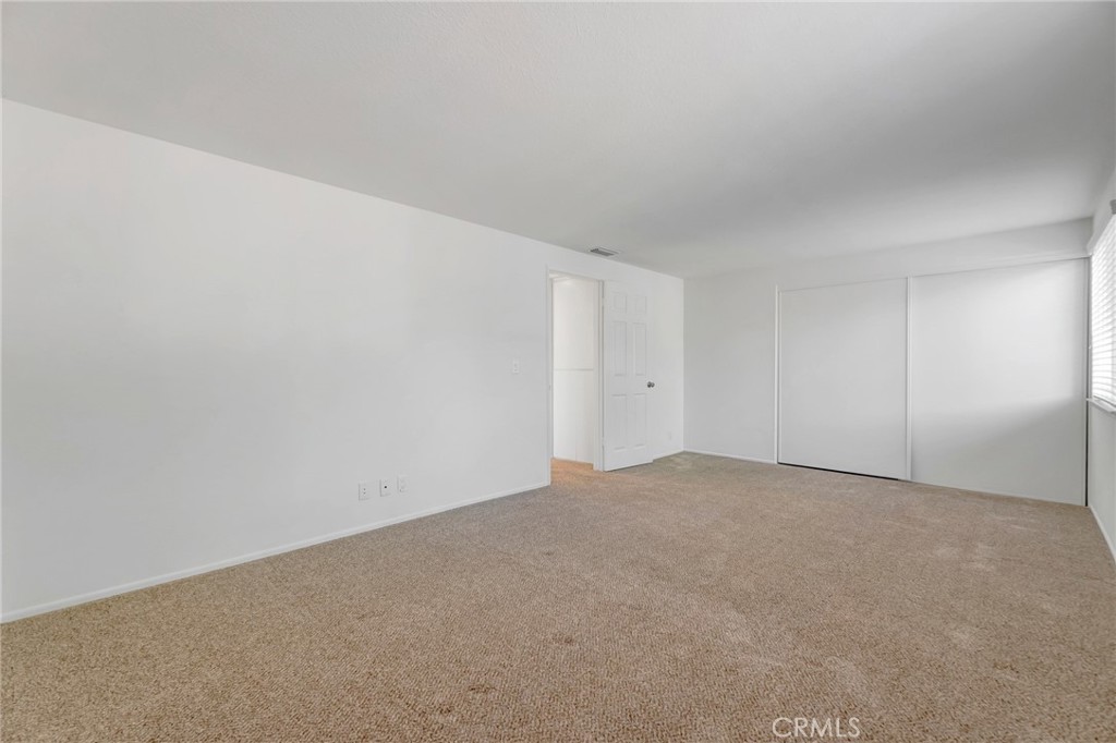 large room over the garage - 3812 Salem, Irvine CA 92614 - photo 23