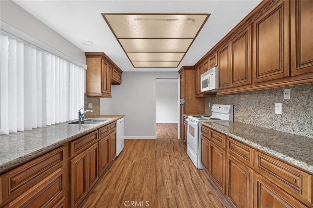 3832 Hamilton, Irvine CA 92614 - photo 14
