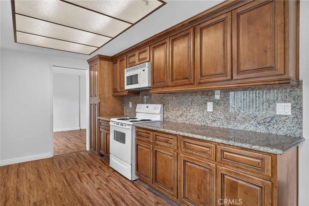 3832 Hamilton, Irvine CA 92614 - photo 16