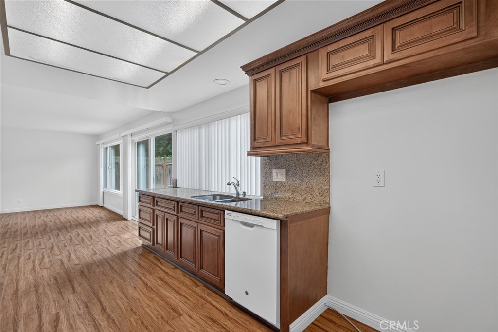 3832 Hamilton, Irvine CA 92614 - photo 19